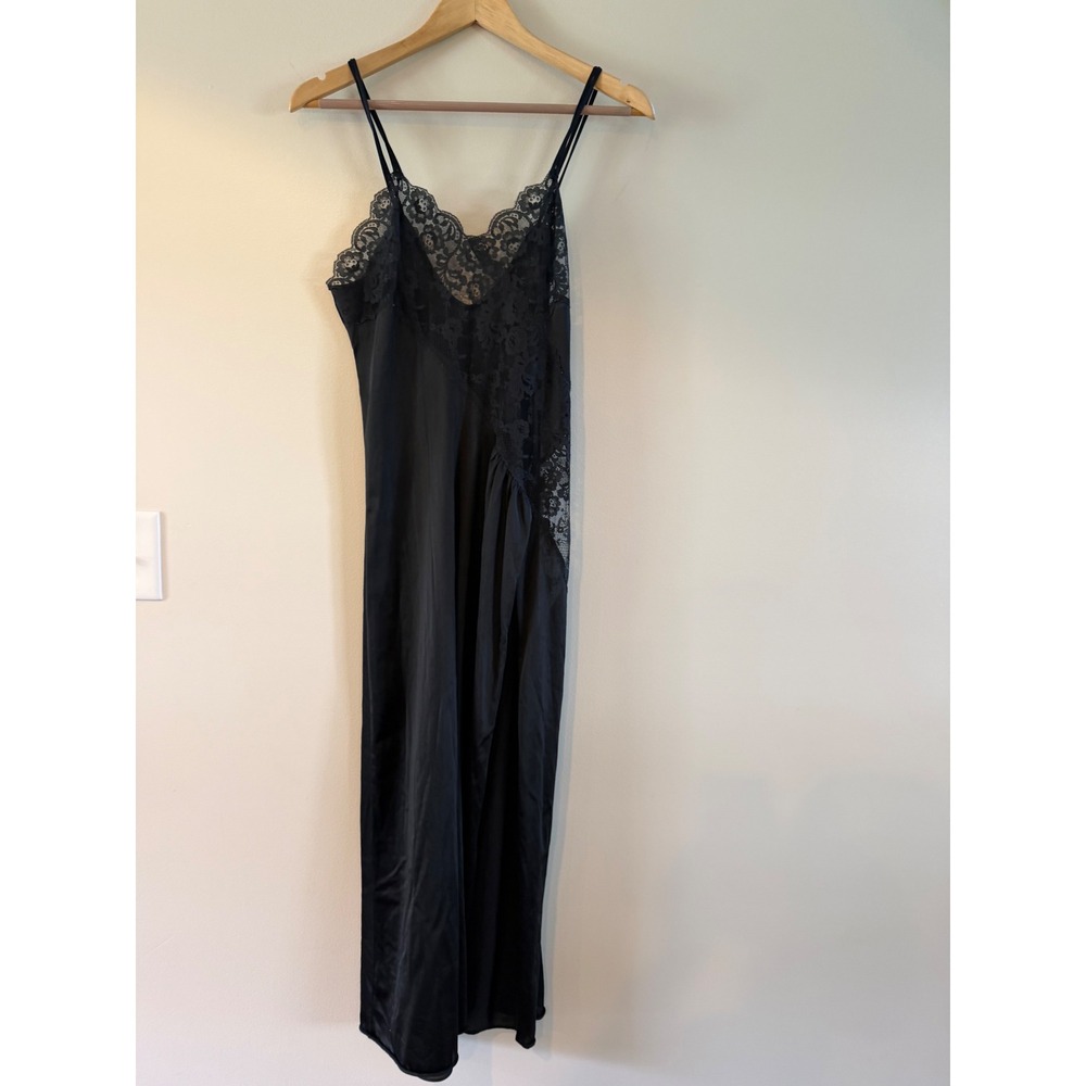 Vintage Fredericks of Hollywood Black Lace Trim Nylon Slip Dress Medium ILGWU